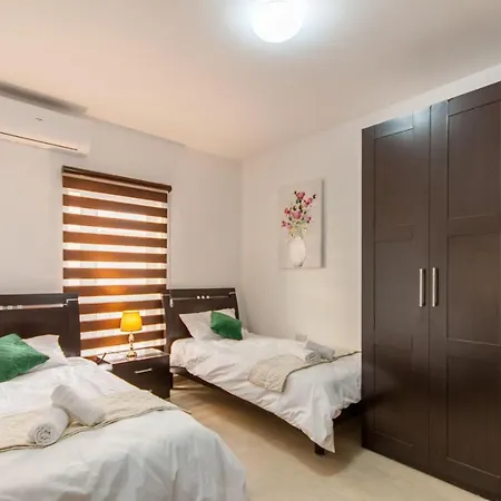 Apartmán Marina - 300m From Sea - Happy