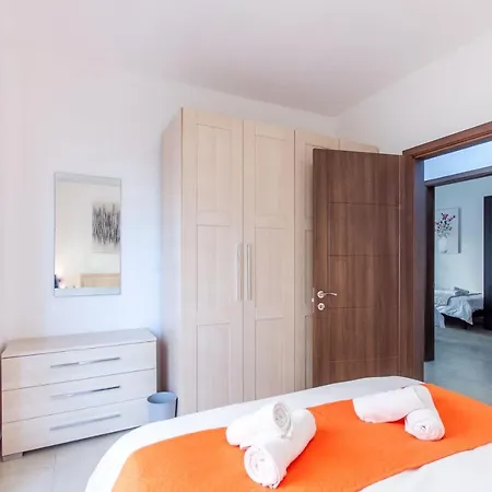 Marina - 300m From Sea - Happy Apartmán