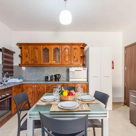 Apartmán Marina - 300m From Sea - Happy Msida